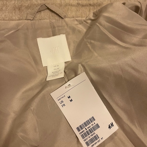 H&M long shacket - Picture 3 of 6